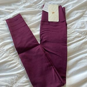 Fabletics High-Waisted Sculpknit Essential Legging Dark Eggplant NEW WITH TAGS